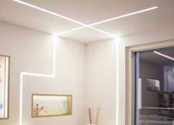 soggiorno strip led mazzola luce